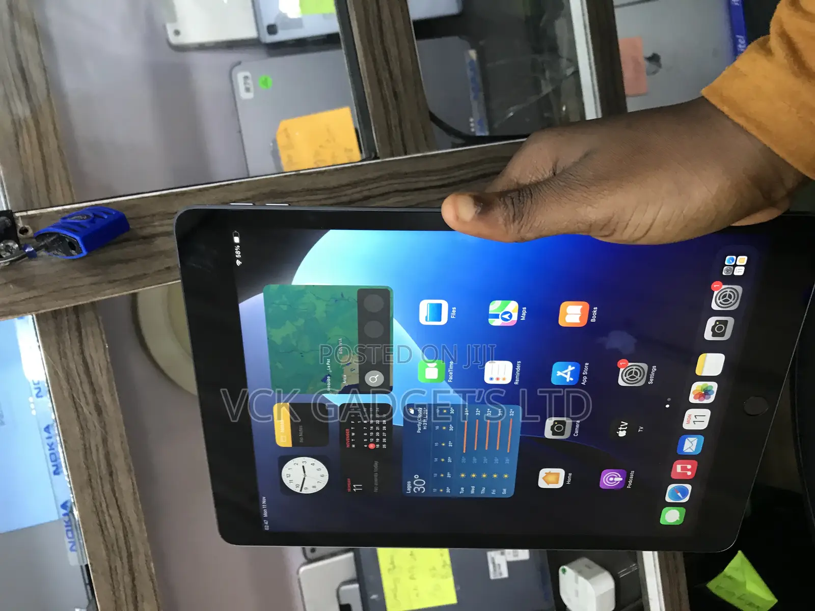 Apple iPad 10.2 (2021) 64 GB Gray