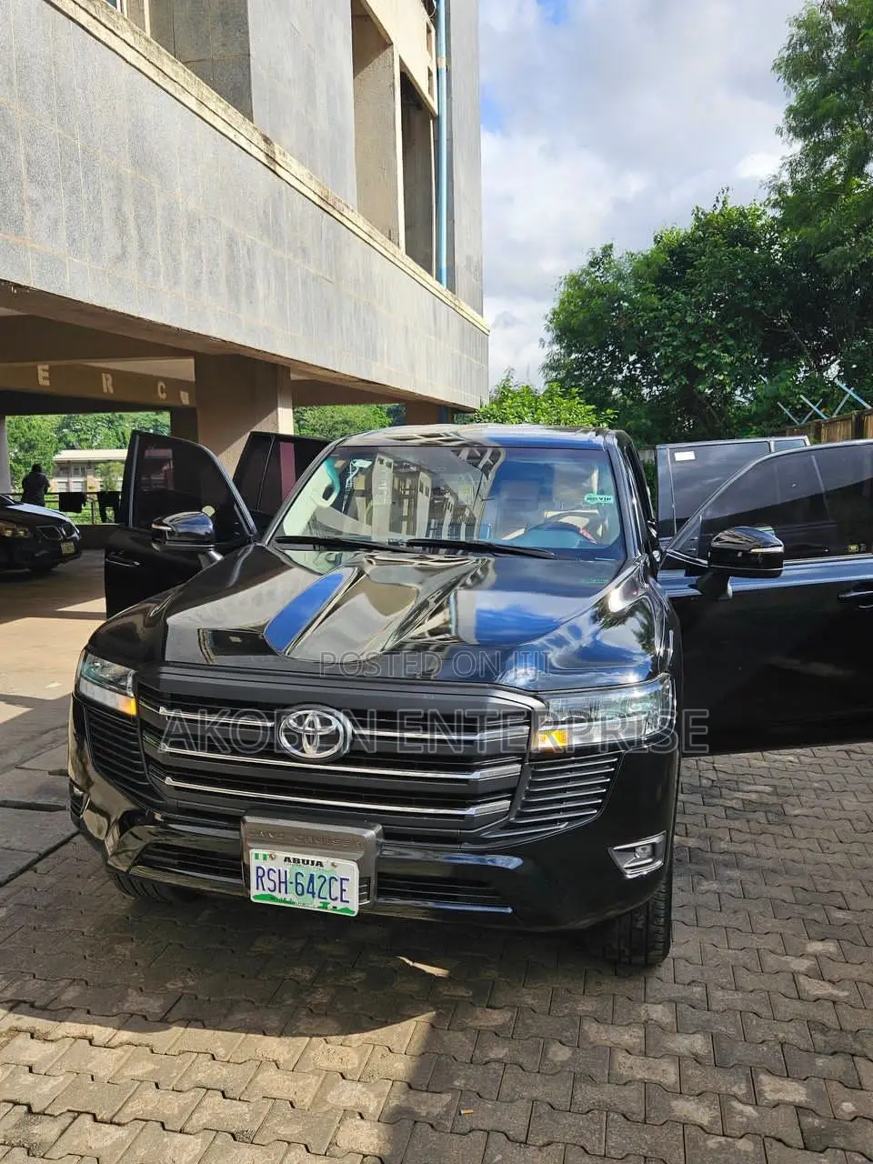 Luxury Cars for Hire. Anywhere in Abuja and Nigeria at Large
