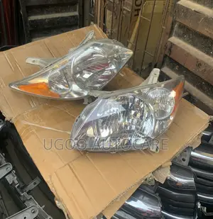 Headlight Pontiac Vibe 2005 Model