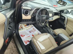 Toyota RAV4 2014 Brown