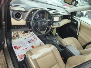 Toyota RAV4 2014 Brown