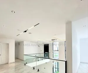 Glass Staircase Handrails