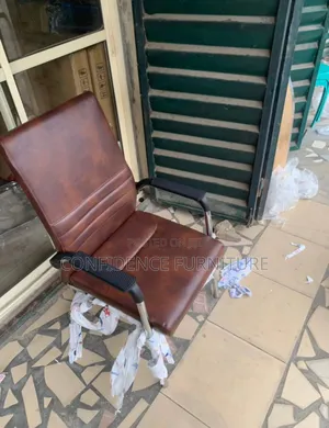 High Quality Leather Visitors Chair With Full Foam