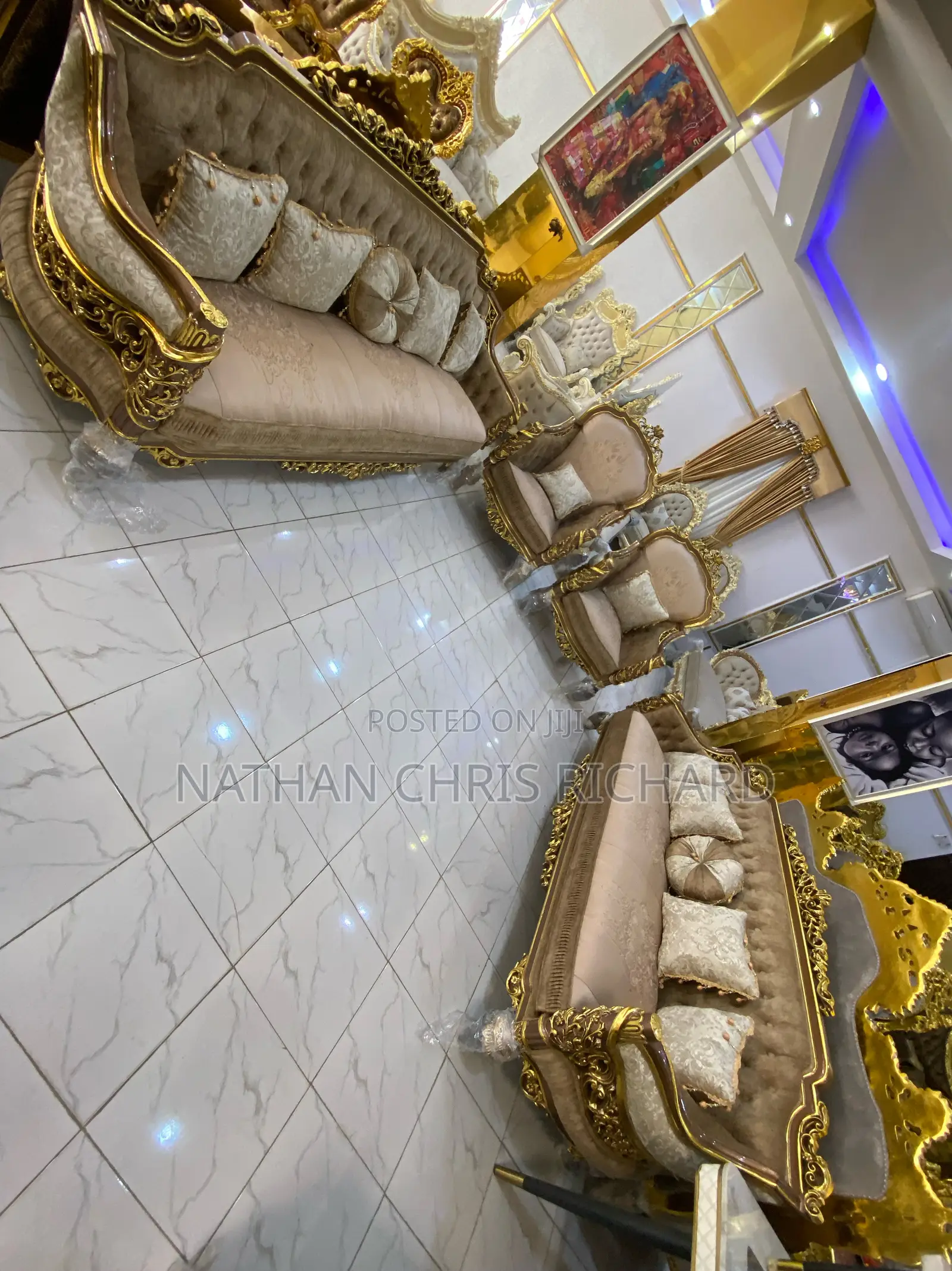 High Quality Royal Luxury Sofa Set