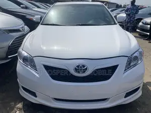 Toyota Camry 2009 White