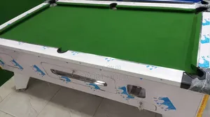 White Gloss Marble and Coin Operated Snooker