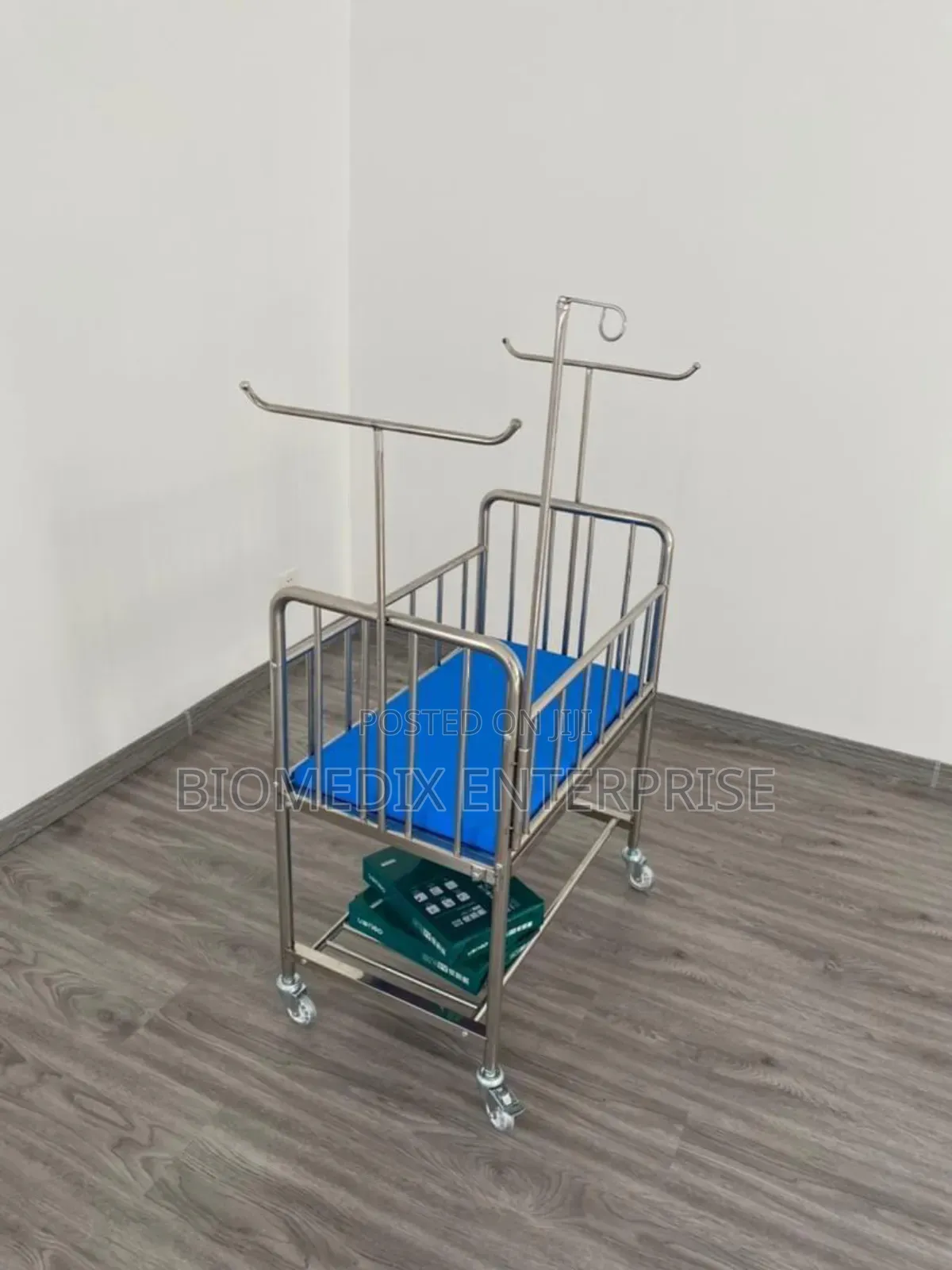 Baby Cot Bed