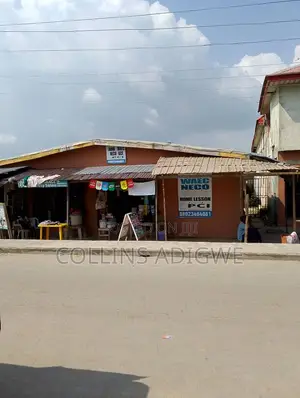 450 SQM Land Contains 3 Shops, Bar For Sale, Ajah