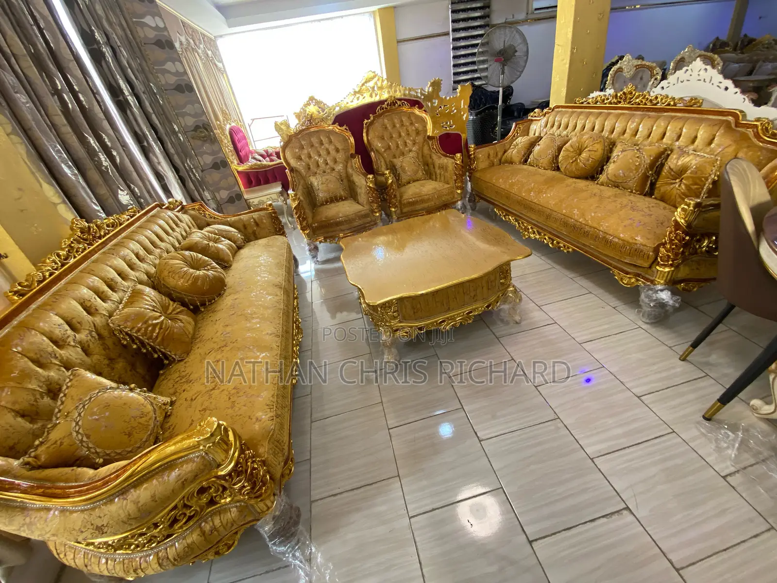 Classic Sofa Elite for Sitting Room