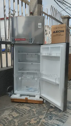 Lg Inverter Fridge 286 -litres  Double Door Ice Block Maker