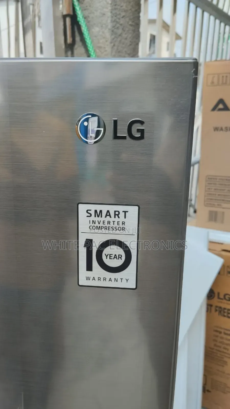 Lg Inverter Fridge 286 -litres  Double Door Ice Block Maker