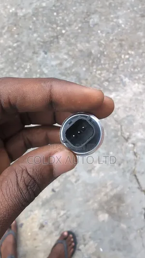 A/C Pressure Switch Sensor for Ford F150 Rubicon Expedition