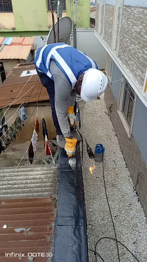 Promptly Trained Experts