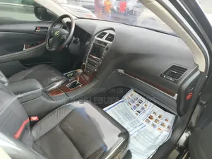Lexus ES 350 2011 Black