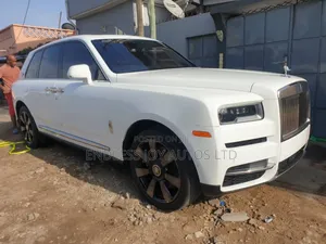 New Rolls-Royce Cullinan 2022 White