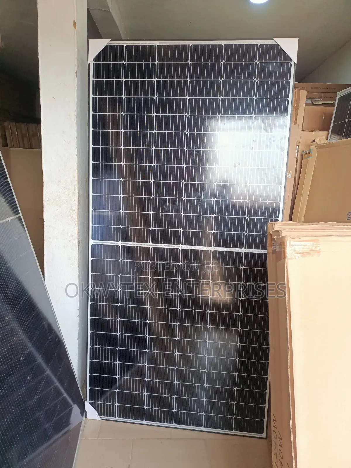 550watts Maximum Power Solar Panel