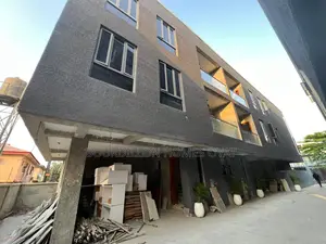 4bdrm Duplex in Lekki Phase 1 for sale