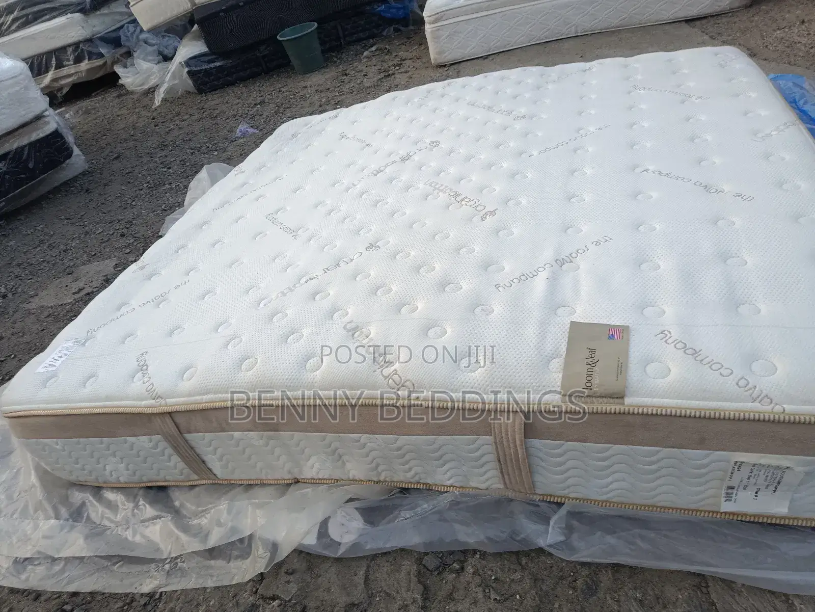 Order for Your U.S.A Hybrid 12inches Mattress Get 1 Pillow