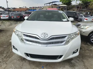 Toyota Venza V6 AWD 2011 White