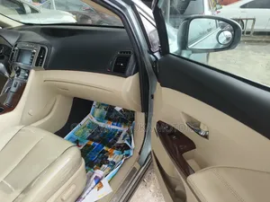 Toyota Venza V6 AWD 2011 Green