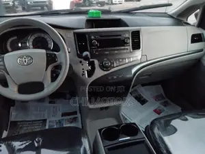Toyota Sienna Limited 7 Passenger 2011 Gray
