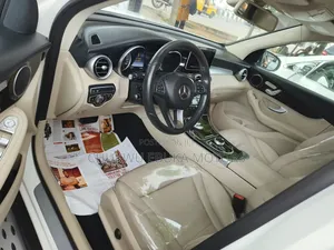 Mercedes-Benz GLC-Class 2017 White