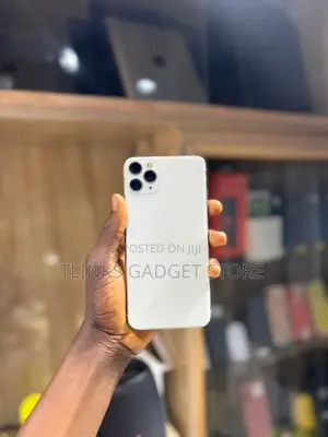 Apple iPhone 11 Pro Max 64 GB Gold