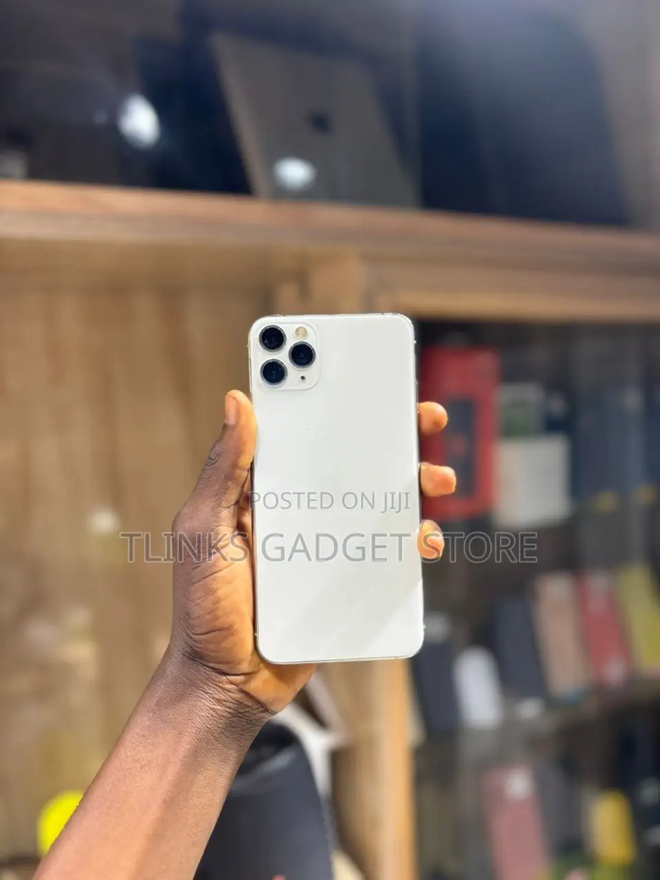 Apple iPhone 11 Pro Max 64 GB Gold