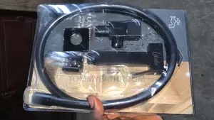 Pressing Shower With Tee Tap