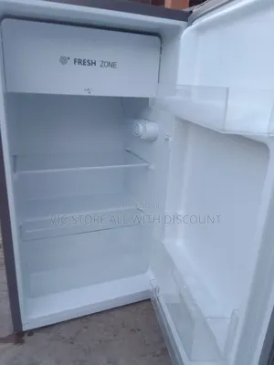 Hisense Table Top Fridge and Freezer 3week Used
