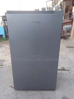 Hisense Table Top Fridge and Freezer 3week Used