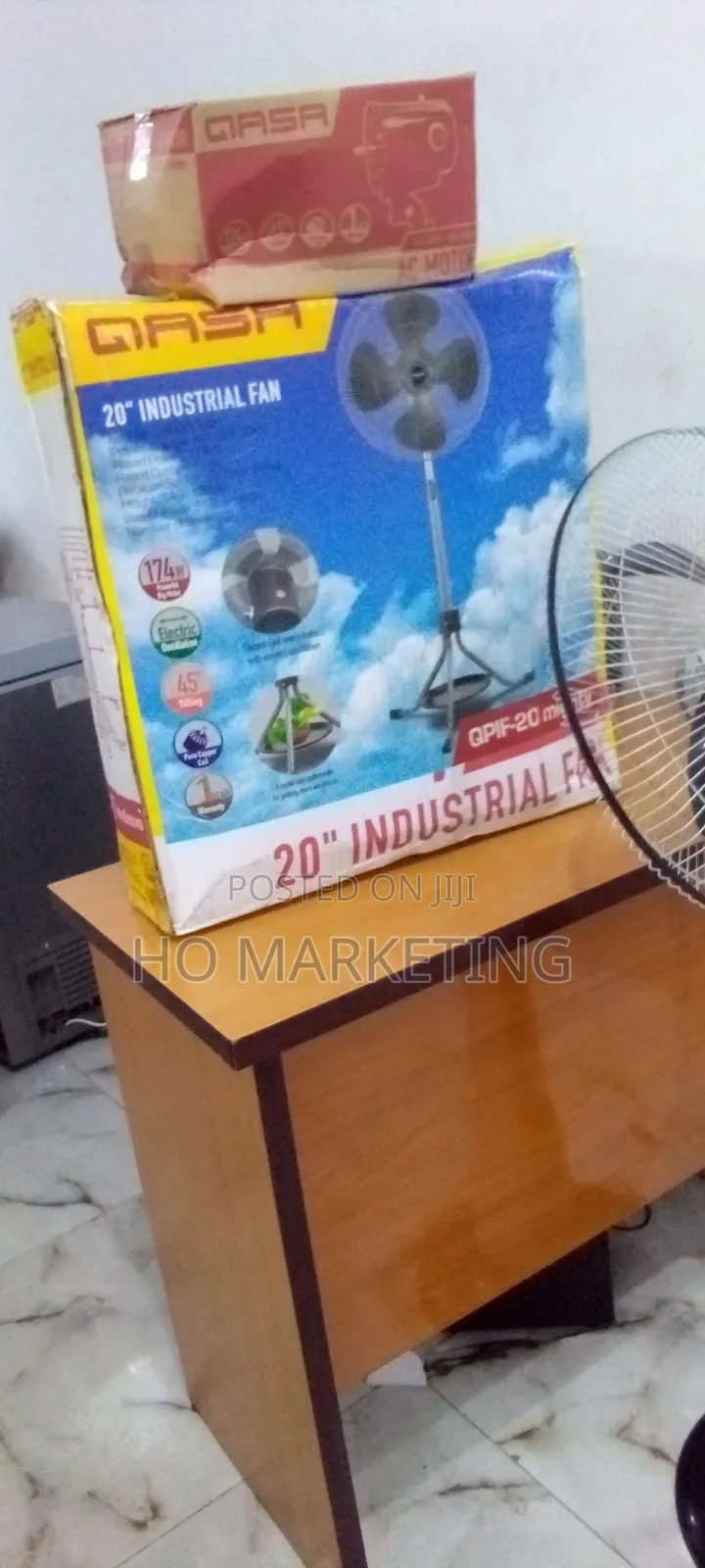 QASA 20" Industrial Wind Machine