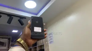 Apple iPhone XS Max 64 GB Black