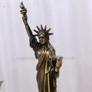 30cm USA Landmarks Statue