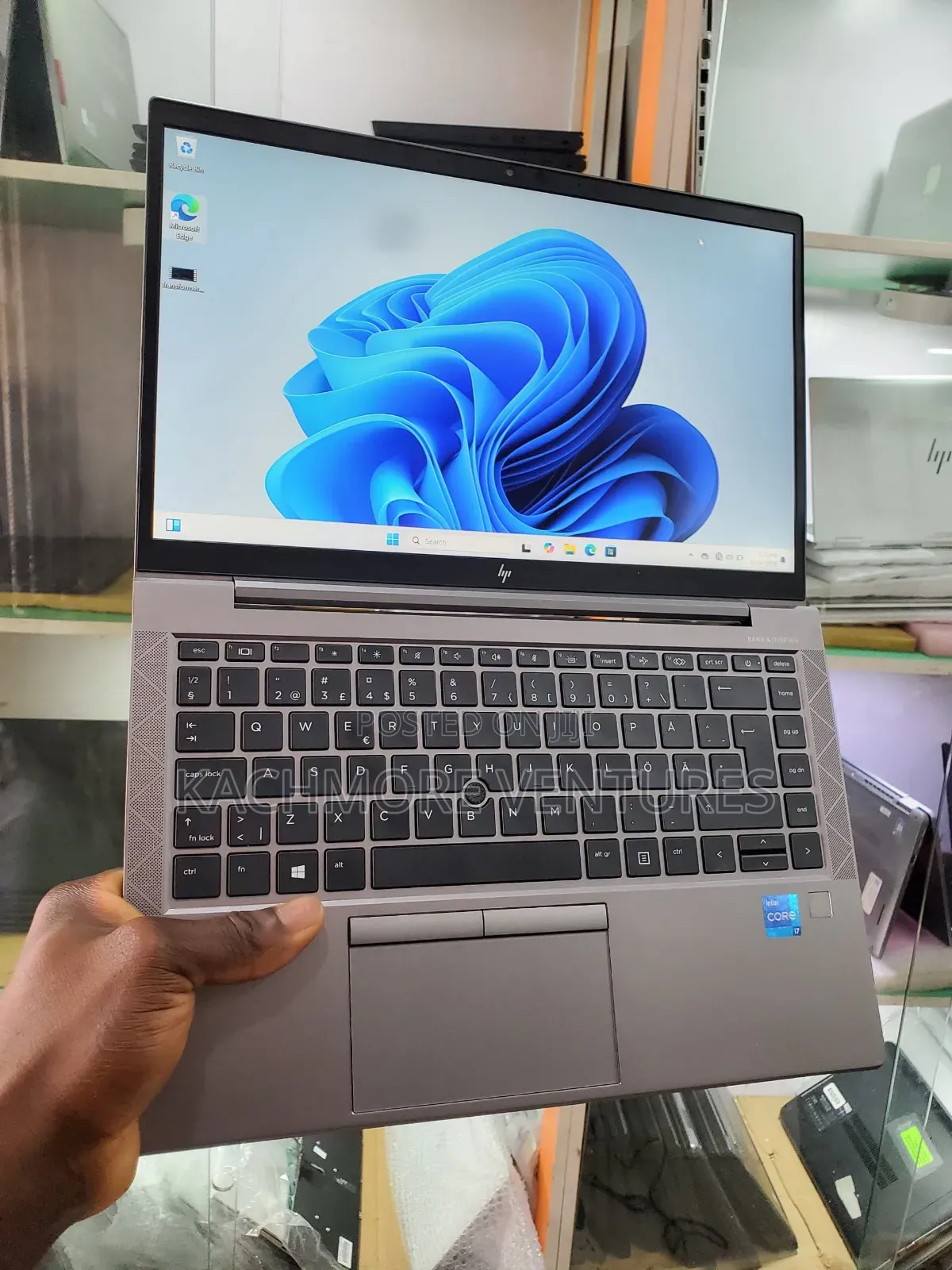 Laptop HP ZBook Firefly G8 16GB Intel Core I7 SSD 512GB