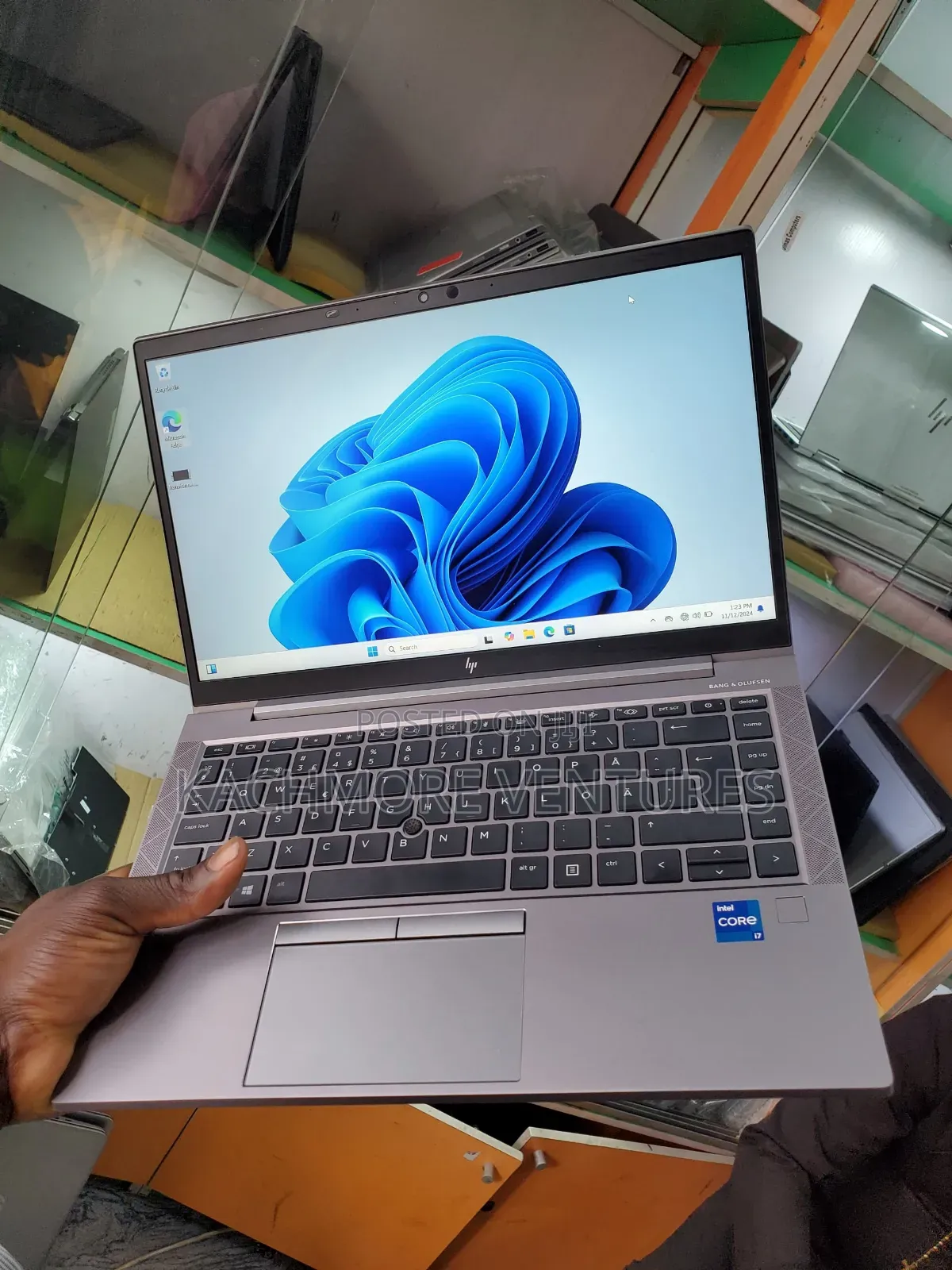Laptop HP ZBook Firefly G8 16GB Intel Core I7 SSD 512GB