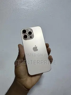 Apple iPhone 15 Pro Max 256 GB Gold