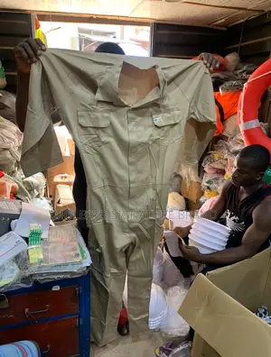 Carton Color Safety Coverall