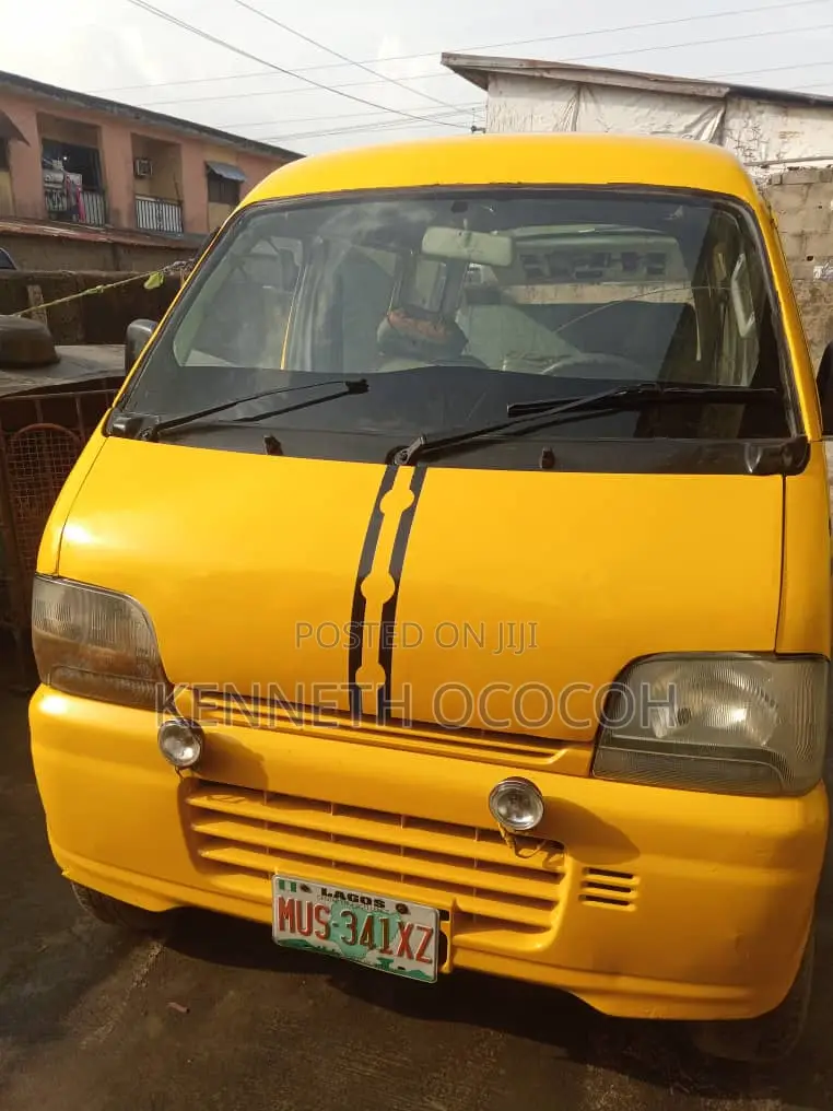 Suzuki Every 2011 Yellow