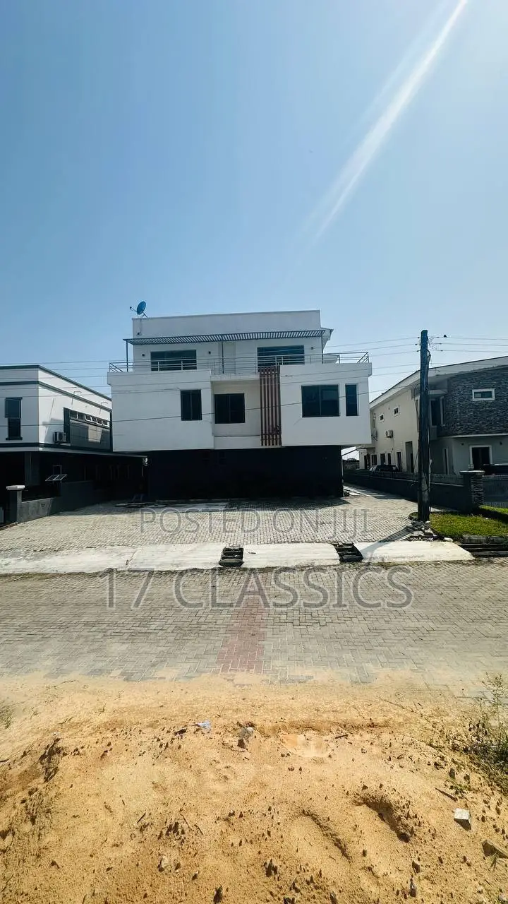 2bdrm Maisonette in Oceanbay Estate, Chevron for sale