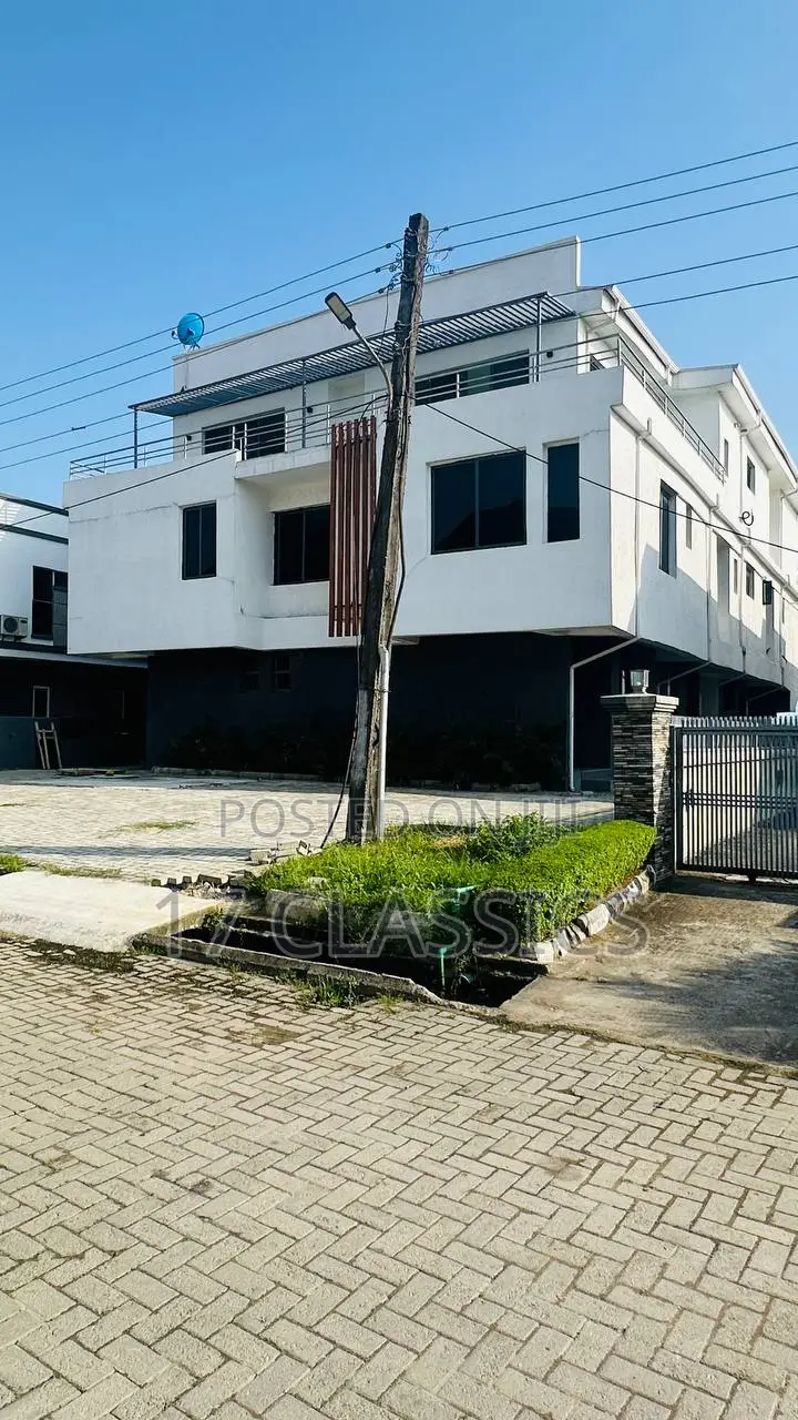 2bdrm Maisonette in Oceanbay Estate, Chevron for sale