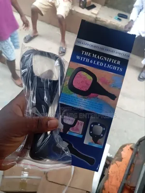 Magnifying Glass With Led Lights