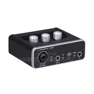 Behringer Um2 Studio Audio Interface