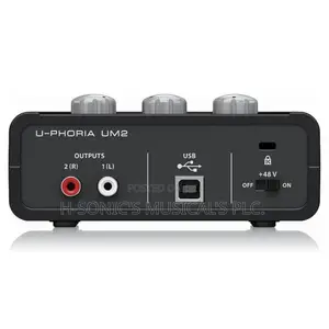 Behringer Um2 Studio Audio Interface