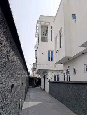 5bdrm Duplex in Agungi/Osapa for sale