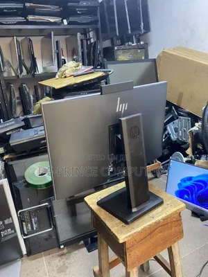 Desktop Computer HP EliteOne 800 G3 8GB Intel Core I5 SSD 256GB
