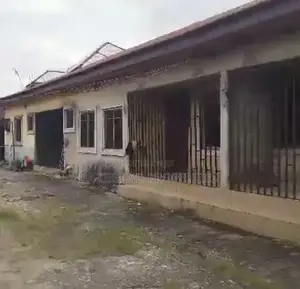 10bdrm Block of Flats in Woji for sale