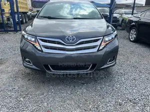 Toyota Venza LE AWD 2013 Gray