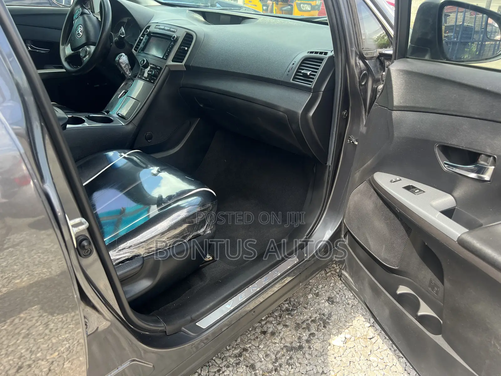 Toyota Venza LE AWD 2013 Gray