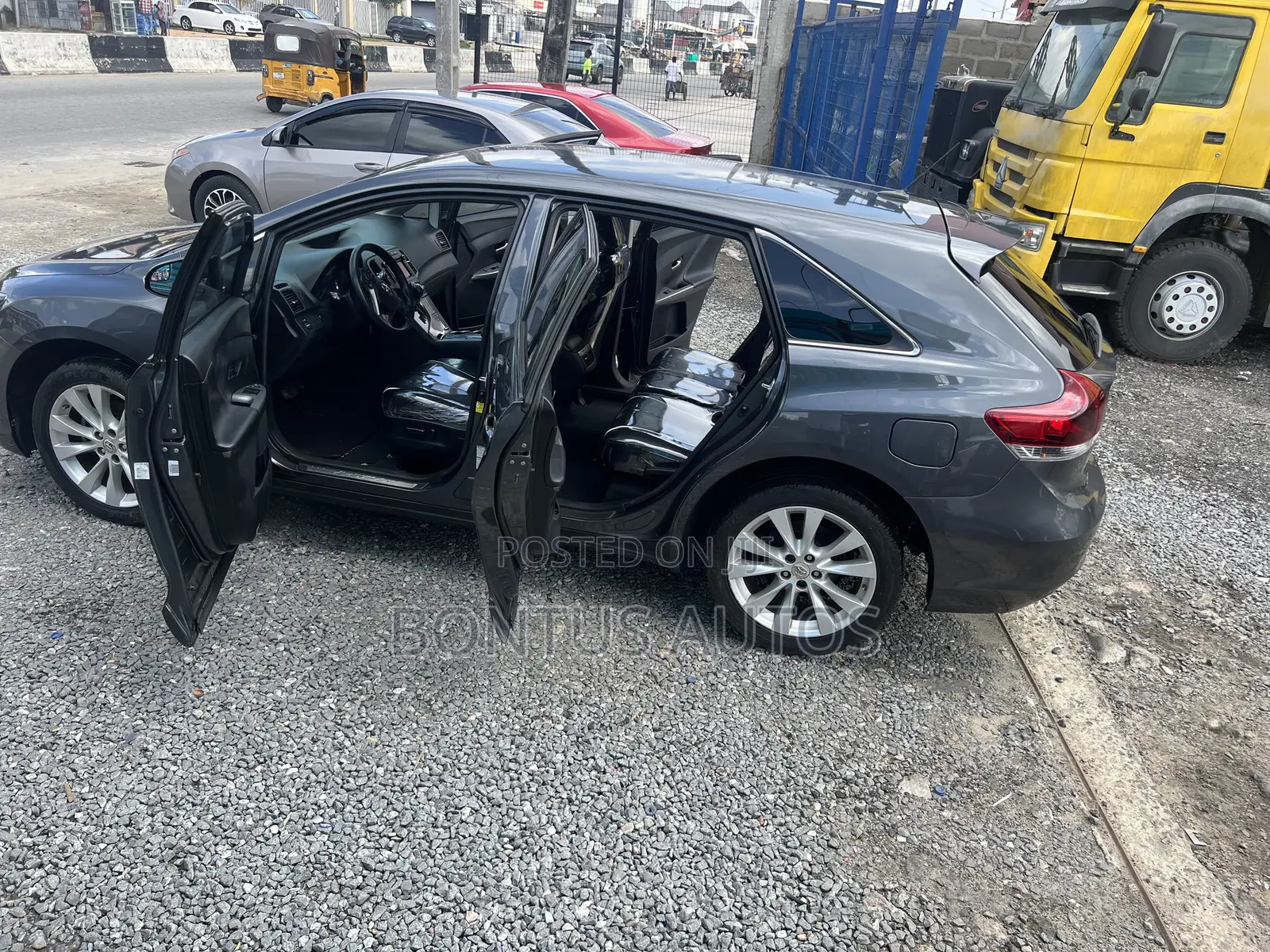 Toyota Venza LE AWD 2013 Gray